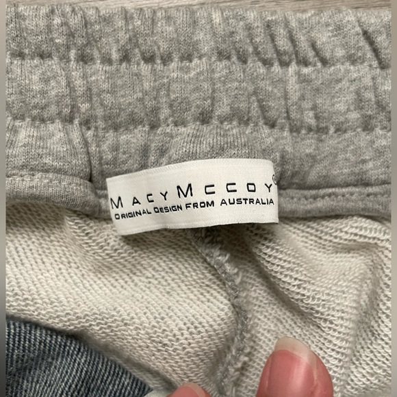 MacyMccoy jeans pants - Picture 3 of 14
